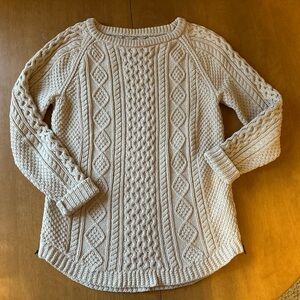 L.L. Bean Women's Beige Cable Knit Sweater Medium